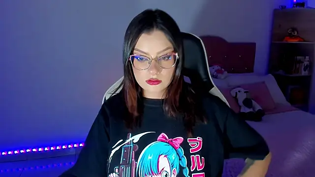 OphelianaRose33 online show from April 2026 11:12:02 PM