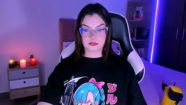 OphelianaRose33 online show from December 2025 10:00:02 PM