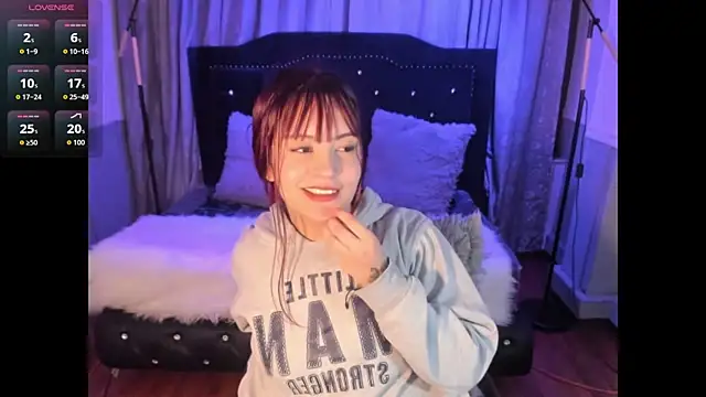 Snapshot of Jolie_price chatting on October 2025 03:50:01 AM Jolie price online show from October 2025 03:50:01 AM