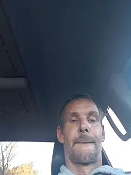Hungwell1515 online show from February 2026 10:38:01 PM