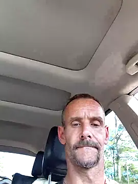 Hungwell1515 online show from October 2025 09:05:01 PM