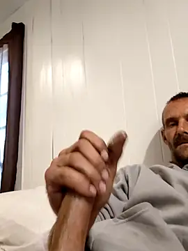 Hungwell1515 online show from October 2025 02:05:01 PM