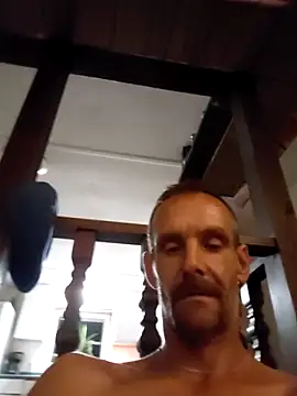 Hungwell1515 online show from October 2025 02:14:02 AM