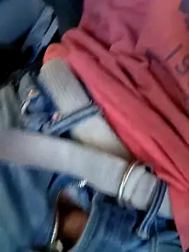 Hungwell1515 online show from November 2025 08:12:01 PM