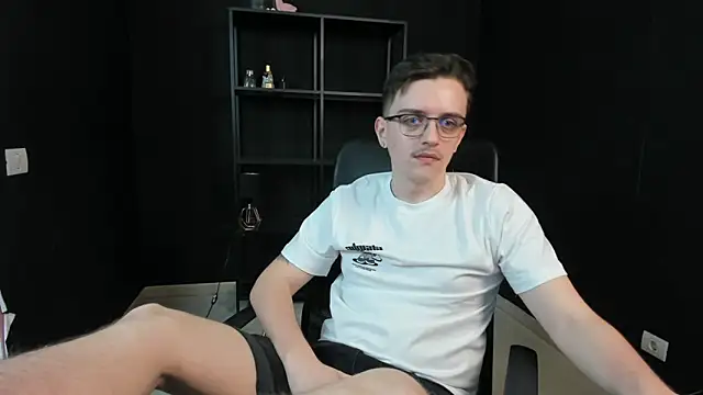 FelixStarkk online show from May 2026 05:00:01 AM