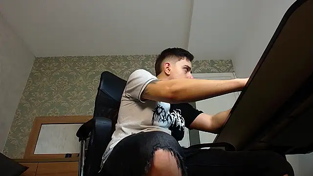 FelixStarkk online show from November 2025 04:56:02 AM