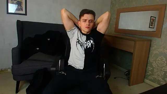 FelixStarkk online show from December 2025 04:55:01 AM