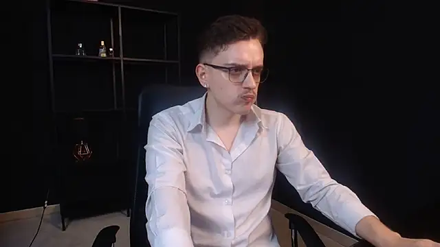 FelixStarkk online show from May 2026 04:21:02 AM
