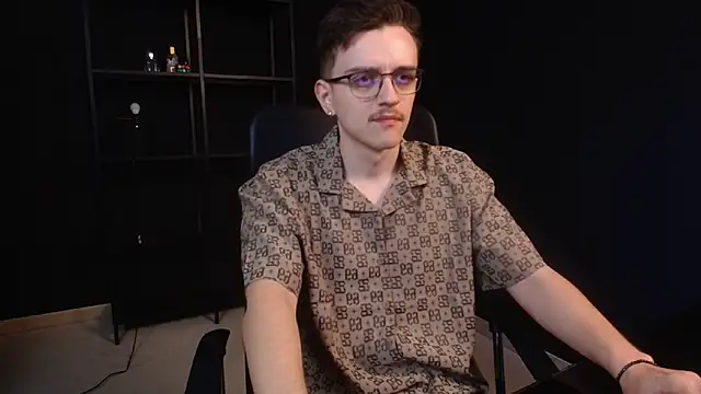 FelixStarkk online show from May 2026 03:57:01 AM