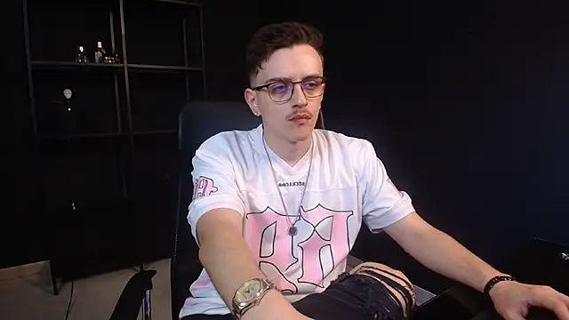 FelixStarkk online show from June 2026 04:50:02 AM