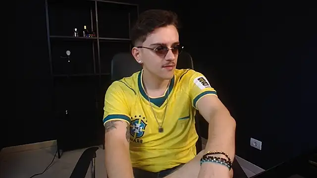 FelixStarkk online show from June 2026 05:02:02 AM