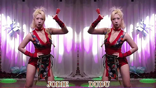 Snapshot of yznt-dudu chatting on May 2026 02:52:01 AM yznt-dudu online show from May 2026 02:52:01 AM