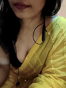 Divya Bharti online show from November 2025 04:10:05 PM