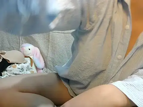 Zuuumon online show from November 2025 02:22:02 PM