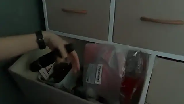 That English Rose  online show from October 2025 07:20:02 AM