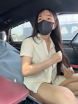 Linh 2004 online show from December 2025 06:05:02 AM