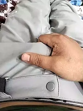 zorhotty online show from April 2026 03:31:01 AM