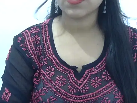 LIYO  online show from July 2026 07:34:02 AM