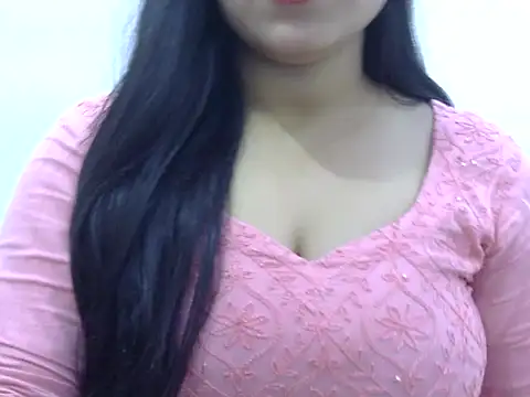 LIYO  online show from February 2026 07:48:02 AM