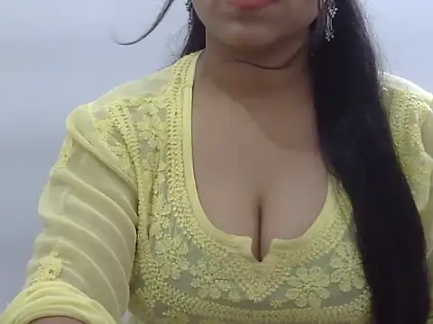 LIYO  online show from June 2026 07:47:02 AM
