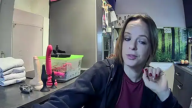 Snapshot of SexyMilf_37 chatting on October 2025 07:58:01 PM SexyMilf 37 online show from October 2025 07:58:01 PM