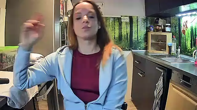 Snapshot of SexyMilf_37 chatting on September 2025 08:05:01 PM SexyMilf 37 online show from September 2025 08:05:01 PM