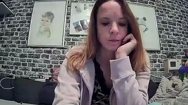 Snapshot of SexyMilf_37 chatting on September 2025 06:46:01 PM SexyMilf 37 online show from September 2025 06:46:01 PM