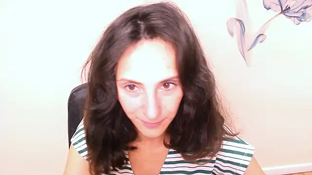 Snapshot of AlissaJersi chatting on September 2025 08:17:02 AM AlissaJersi online show from September 2025 08:17:02 AM