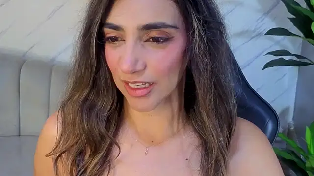 agatha brooks t online show from March 2026 12:38:01 PM