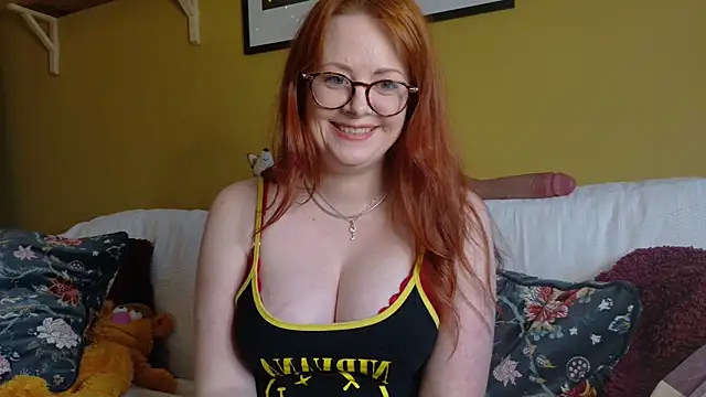 Snapshot of BettyBonvoy chatting on June 2026 07:13:02 PM BettyBonvoy online show from June 2026 07:13:02 PM