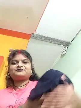 Snapshot of Hot_mirchjii chatting on October 2025 03:33:02 PM Hot mirchjii online show from October 2025 03:33:02 PM