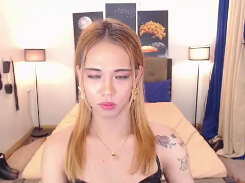 PreciousAmore online show from November 2025 10:49:02 AM