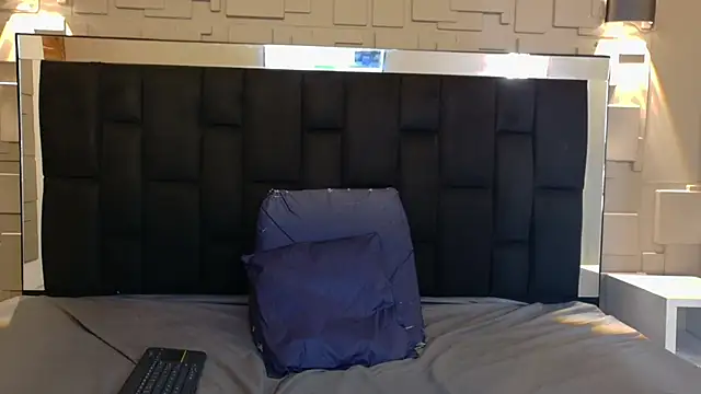 katalina07 1 online show from November 2025 03:05:01 PM