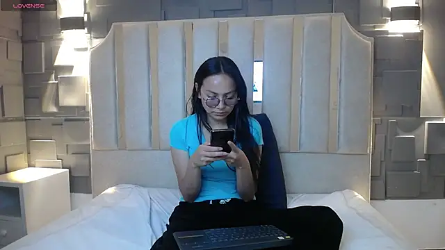 katalina07 1 online show from March 2026 02:57:01 PM