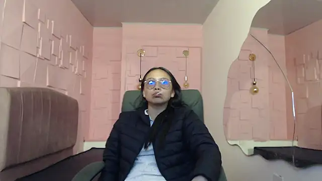 Snapshot of katalina07_1 chatting on September 2025 06:03:02 PM katalina07 1 online show from September 2025 06:03:02 PM