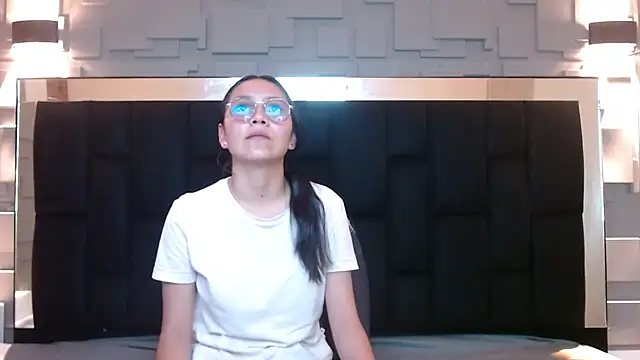 Snapshot of katalina07_1 chatting on October 2025 04:08:02 PM katalina07 1 online show from October 2025 04:08:02 PM