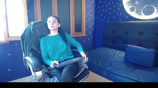 katalina07 1 online show from January 2026 05:27:02 PM