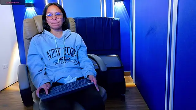 katalina07 1 online show from June 2026 10:04:01 PM