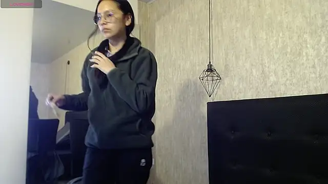 katalina07 1 online show from November 2025 01:33:02 PM