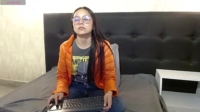 katalina07 1 online show from February 2026 10:23:02 PM