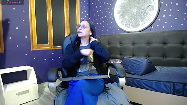 katalina07 1 online show from June 2026 05:07:02 PM