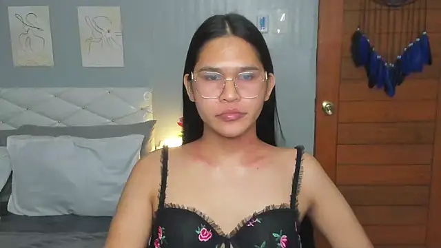 Snapshot of AlianaBlair chatting on September 2025 01:49:01 PM AlianaBlair online show from September 2025 01:49:01 PM