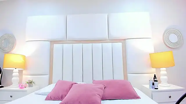 GabyMoreau online show from March 2026 06:13:01 PM