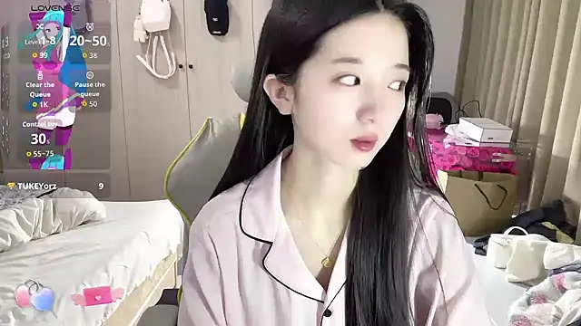 OiOi-666 online show from March 2026 03:19:01 AM