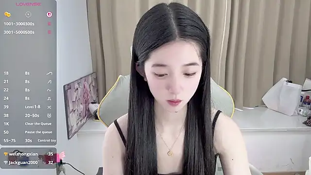 Snapshot of OiOi-666 chatting on May 2026 01:56:01 AM OiOi-666 online show from May 2026 01:56:01 AM