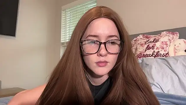 anamira1 online show from April 2026 03:19:02 PM