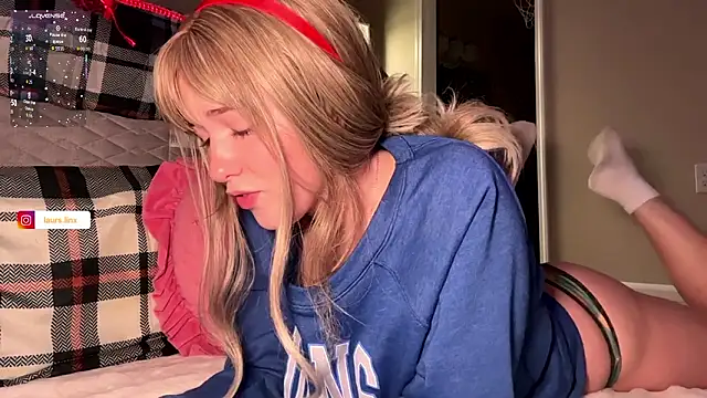 anamira1 online show from February 2026 12:01:02 PM