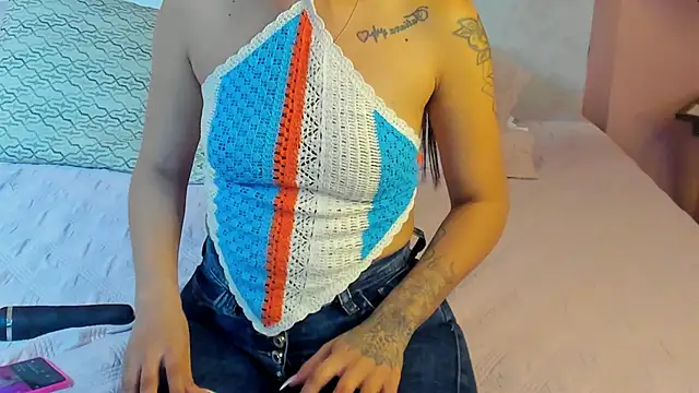 Emilly Beaumont online show from September 2025 01:25:02 PM