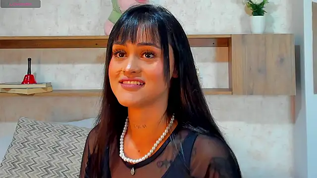 Emilly Beaumont online show from January 2026 01:18:02 PM