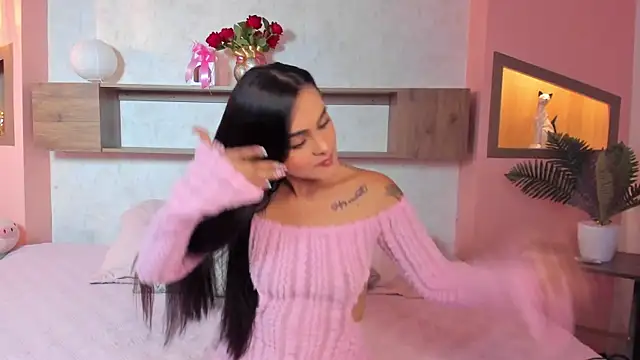 Emilly Beaumont online show from September 2025 01:51:01 PM